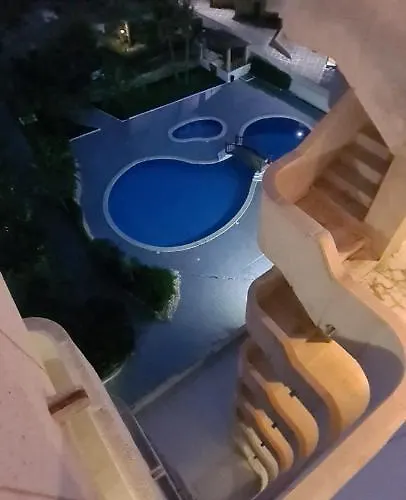 Precioso Con Piscina, Y Cerca De La Playa Apartmán
