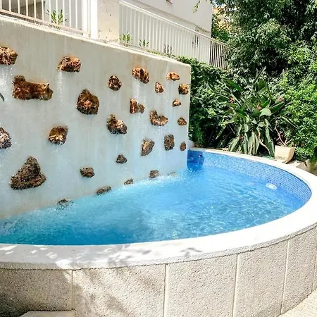 Precioso Con Piscina, Y Cerca De La Playa